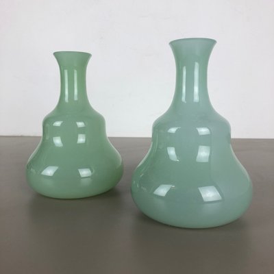 Mid Century Murano Opaline Glass Vases by Gino Cenedese for CENEDESE MURANO ART GLASS VASE | Mid century modern design