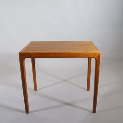 Teak Side Table by Bertil Fridhagen, 1960s for sale at Pamono TABLE, teak, design Bertil Fridhagen, Bodafors. 1960s