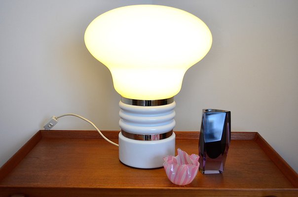 Light Bulb Table Lamp By Enrico, What Kind Of Light Bulb For Table Lamp