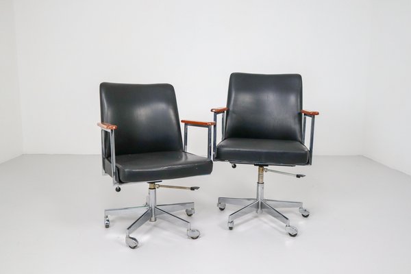 Modern Black Leather Office Armchairs From Mauser Werke 1960s Set Of 2 For Sale At Pamono