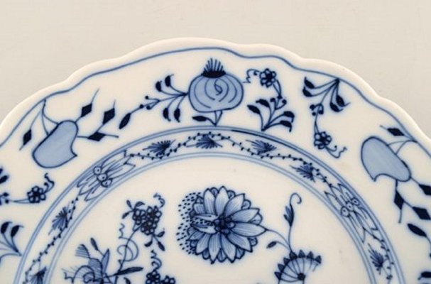 blue onion plates