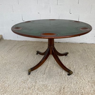 Tables Tables