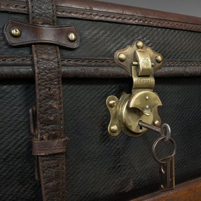 victorian travel bag