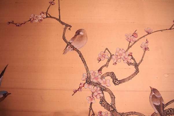 Panneau En Soie Peinte à Décor De Fleurs Et D'o