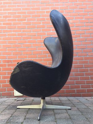 Black Leather Egg Chair By Arne, Leather Egg Chair And Ottoman