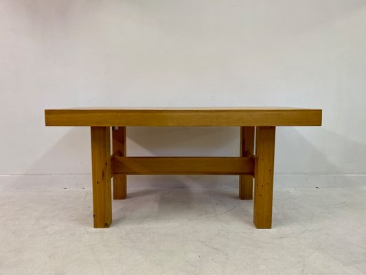 6 year old table and chairs