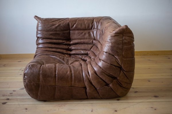 Vintage Togo corner armchair in brown leather Dubai by Michel Ducaroy for  Ligne Roset