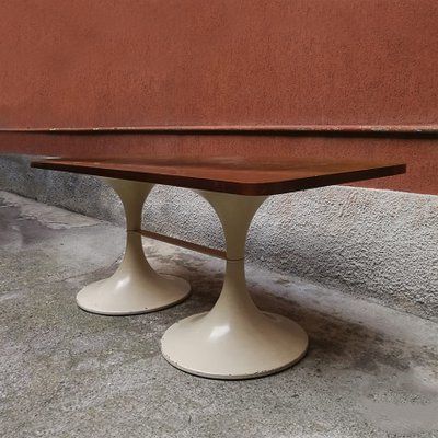 Italian Plastic Tulip Style Dining Table 1970s For At Pamono Plastic Tulip Style Dining Table