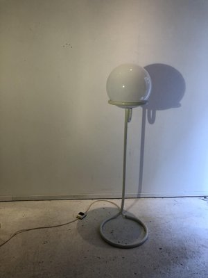 Vintage lamp den top