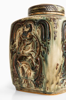 Dänische Keramik Vase mit Deckel von Jais Nielsen für Royal Copenhagen, 1950er Dänische Keramik Vase mit Deckel von Jais Nielsen für Royal Copenhagen, 1950er