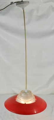 Rote Deckenlampe aus Kunststoff, 1970er Rote Deckenlampe aus Kunststoff, 1970er