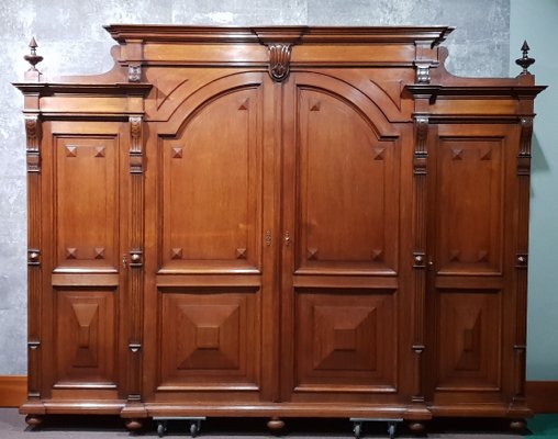 Antique Oak 4 Door Wardrobe