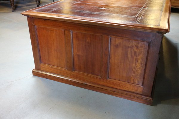 Large Antique Desk For At Pamono Large Antique Desk For At Pamono