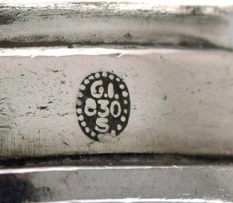 https://cdn20.pamono.com/p/g/6/5/653320_tryansydx7/antique-sterling-silver-and-stainless-steel-model-rope-dinner-knife-by-georg-jensen-4.jpg