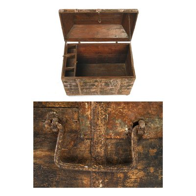 Antique Wooden Chest, 1920s for sale at Pamono