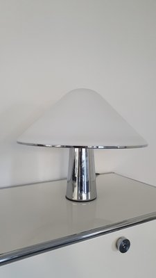 guzzini table lamp