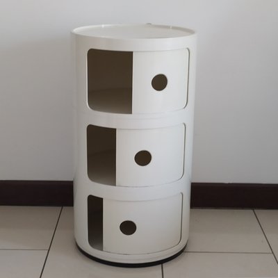 Italian White Plastic Modular Cabinets By Anna Castelli Ferrieri For Kartell 1970s Set Of 2 For Sale At Pamono