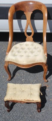 nursing chair with stool