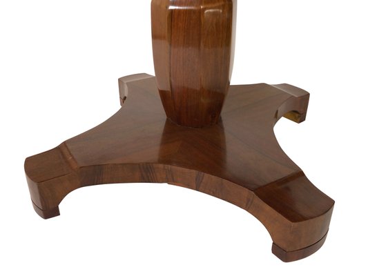 19th Century Biedermeier German Round Extendable Walnut Veneer Dining Table For At Pamono 19th Century Biedermeier German Round, Walnut Round Extending Dining Table