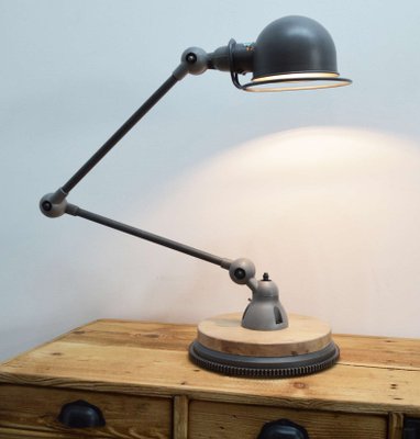jielde desk lamp