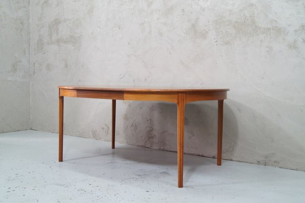 Grande Table De Salle A Manger Extensible Scandinave En Teck 1960s En Vente Sur Pamono