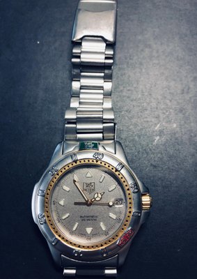 قابل للجدل
تقاطع
تصارع
محلف
Tag Heuer Watch, 2000s قابل للجدل
تقاطع
تصارع
محلف
Tag Heuer Watch, 2000s