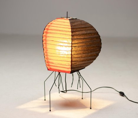 noguchi table lamp