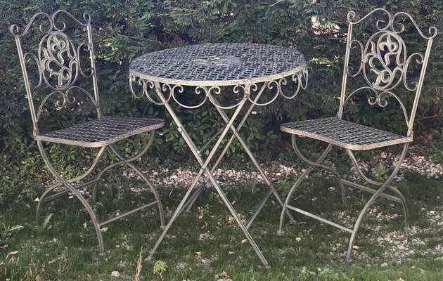 Vintage Foldable Wrought Iron Garden Furniture With Leaf Decoration Crossbars Set Of 3 For Sale At Pamono
