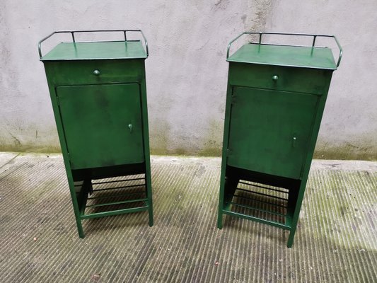 Metal nightstand 2024 set of 2