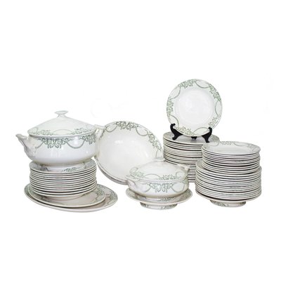 full dinnerware set