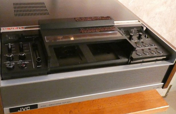 TOP MAGNETOSCOPE VHS CASSETTE VCR JVC HR-V505 PAL SECAM NTSC 