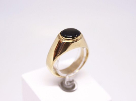 14kt Onyx Gold Ring Decorated With Stones For Sale At Pamono
