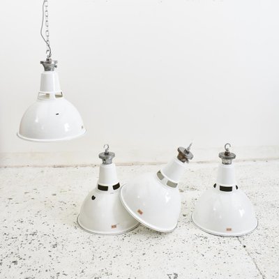 White Benjamin Porcelain Enamel Light 14” Industrial Lamp Shade Vtg 