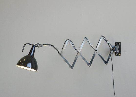 Modernist Scissor Lamp by Wilhelm Bader, 1930s Modernist Scissor Lamp by Wilhelm Bader, 1930s