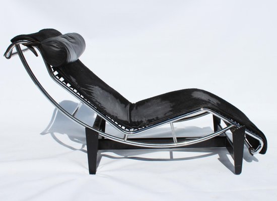 椅子 Cassina LC4 CHAISE LONGUE Cassina Black Leather LC4 Chaise Lounge Chair by Le