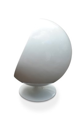 Vintage Adelta White Fiberglass Ball Chair in the Style of Eero Aarnio