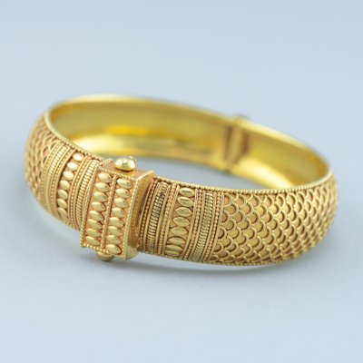 life alert jewelry