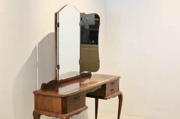 1950 dressing sale table