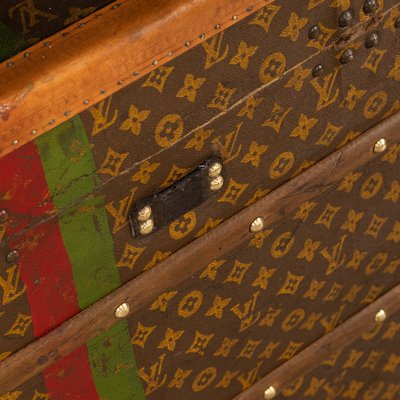 French Monogrammed Cabin Trunk from Louis Vuitton, 1920s for sale at Pamono