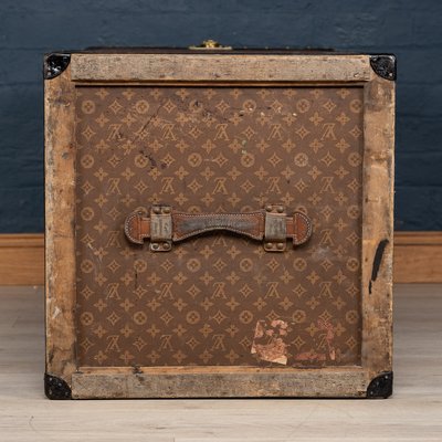 Male Penderie Trunk by Louis Vuitton, 1910s for at