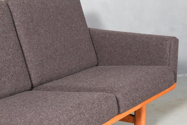 3-Seat Sofa by Hans J. Wegner for Getama for sale at Pamono