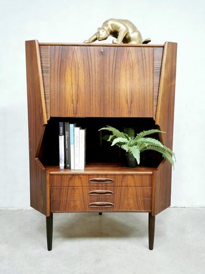 Mid Century Rosewood Corner Bar Cabinet 1960s For At Pamono Mid Century Rosewood Corner Bar Cabinet, Corner Bar Furniture