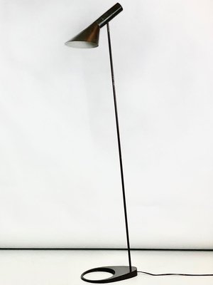 Vintage AJ Visor Floor Lamp by Arne Jacobsen for Louis Poulsen, 1960s for  sale at Pamono