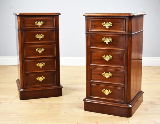 Antique Victorian Mahogany Nightstands Set Of 2 For Sale At Pamono