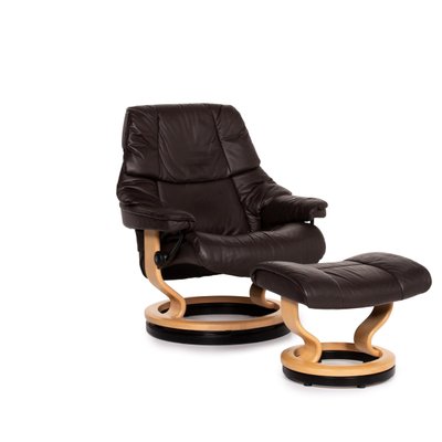 Dunkelbrauner Leder Reno Relax Sessel Hocker Von Stressless 2er Set Bei Pamono Kaufen