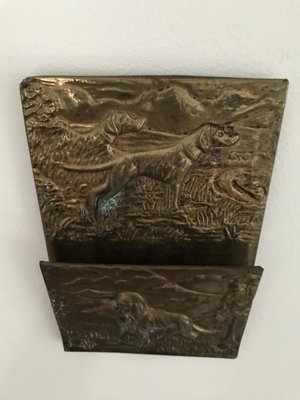 Letter 2024 holder wall