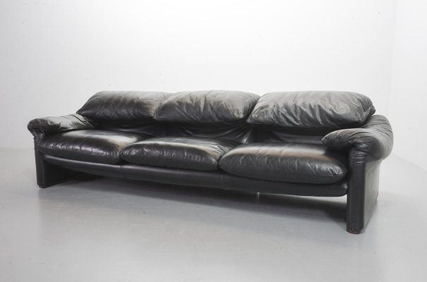 Black Leather 3 Seater And 2 Seater Maralunga Sofas By Vico Magistretti For Cassina 1970s Set Of 2 For Sale At Pamono