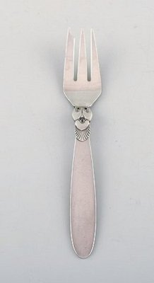 https://cdn20.pamono.com/p/g/7/3/734440_adeok1p2tr/georg-jensen-cactus-pastry-forks-in-sterling-silver-1940s-set-of-12-2.jpg