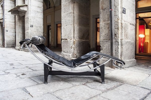 Le corbusier lc4 chaise lounge discount