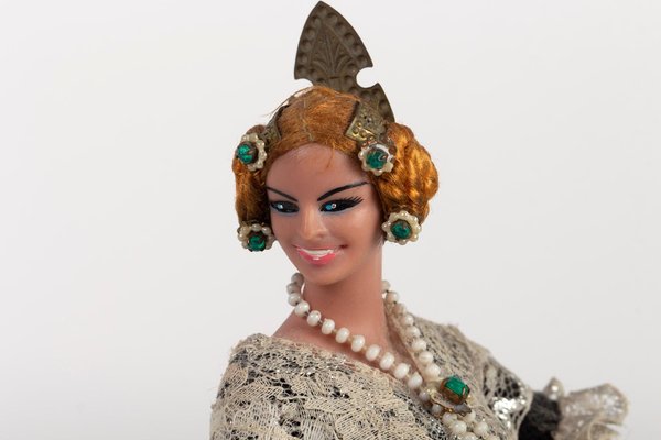 spanish doll